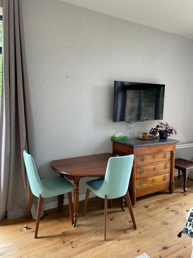 Maison La Tour Динан Екстериор снимка